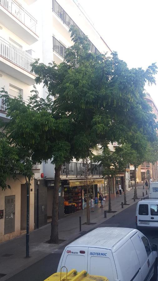 Pension Juan Ramon Lloret de Mar Exterior photo