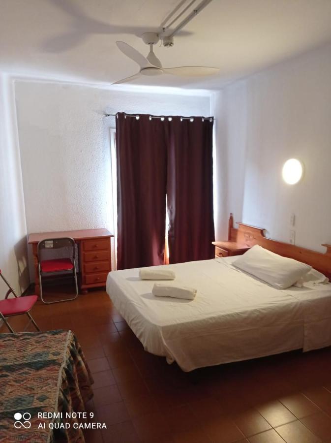 Pension Juan Ramon Lloret de Mar Exterior photo